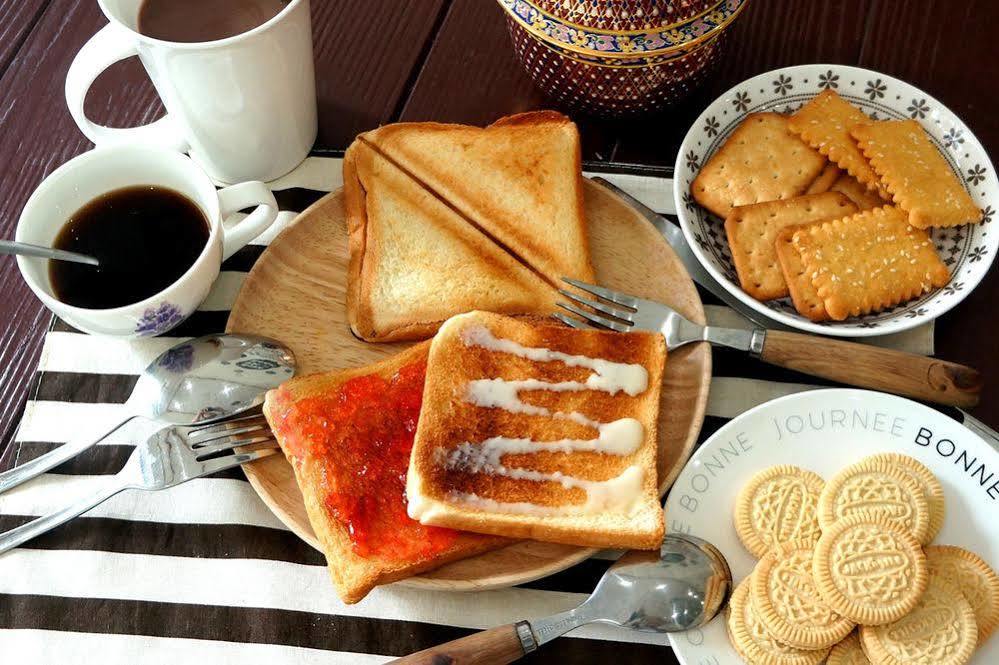 Wake Up Hostel بانكوك المظهر الخارجي الصورة