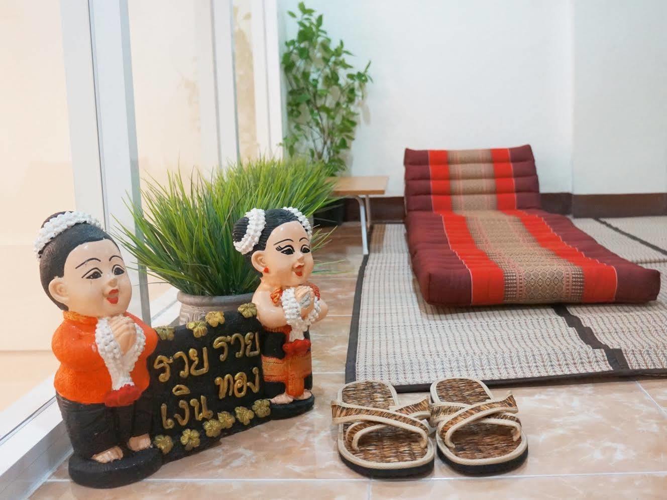 Wake Up Hostel بانكوك المظهر الخارجي الصورة